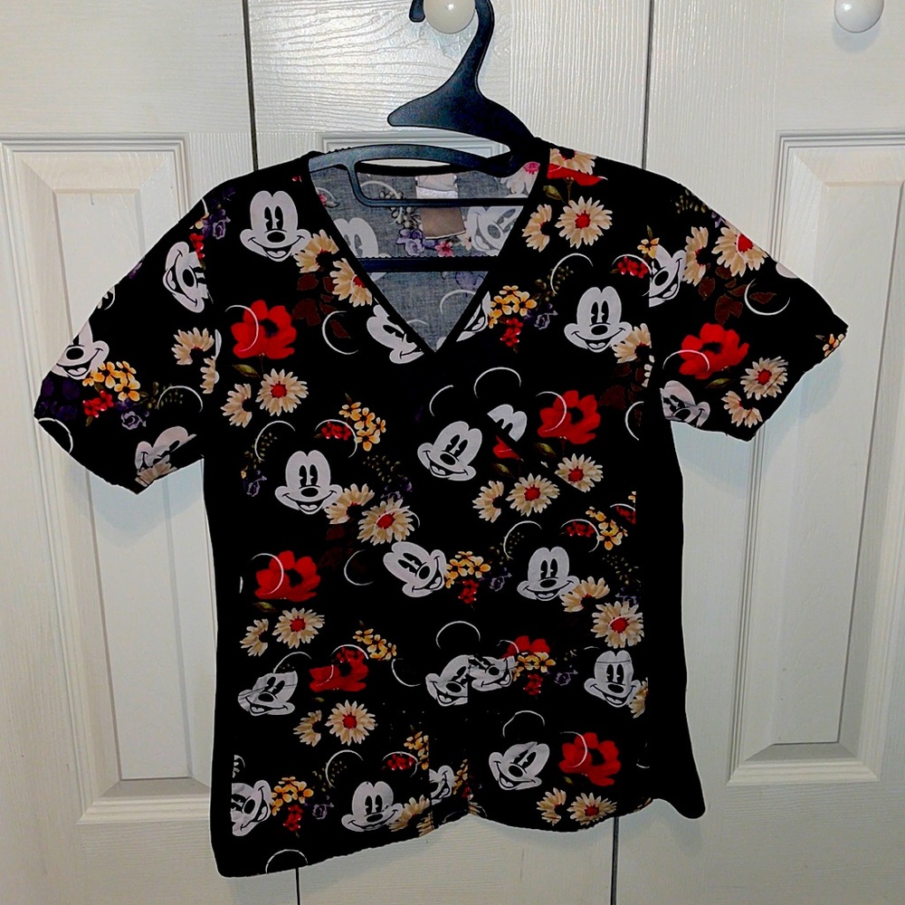 🐭Small Disney Retro Mickey Mouse Receptionist Scrub Top